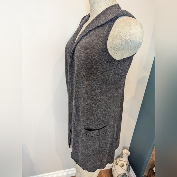 Cynthia Rowley merino hooded sweater vest Gray SIZE Medium - Picture 3 of 8